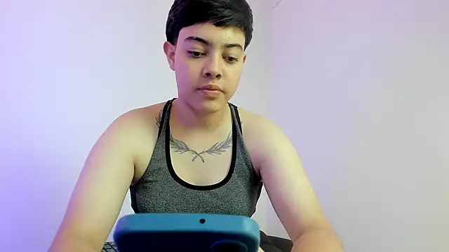 lexa_kitty (F teen) - Spank tits closeup