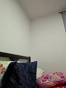 IrisBound live cam