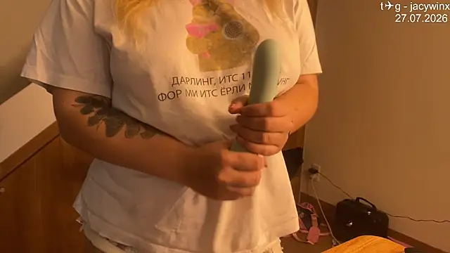 JacyWinslat webcam
