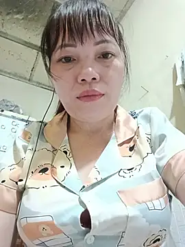 Sana-vn live cam on StripChat