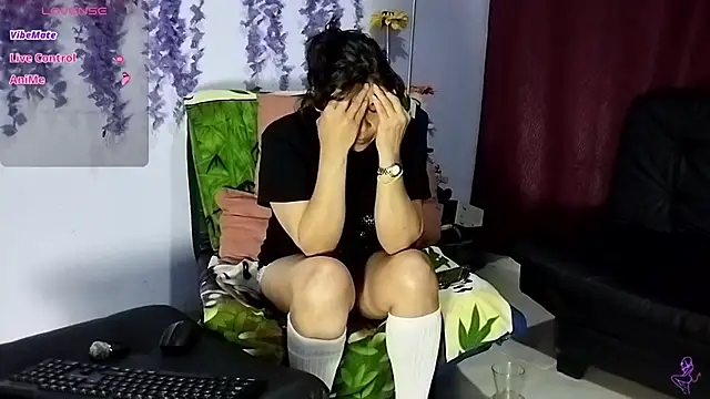 GreisyEyael live cam on StripChat