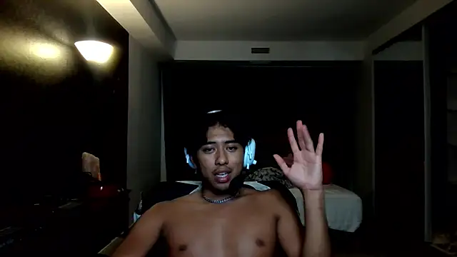 Embersboudoir live cam on StripChat