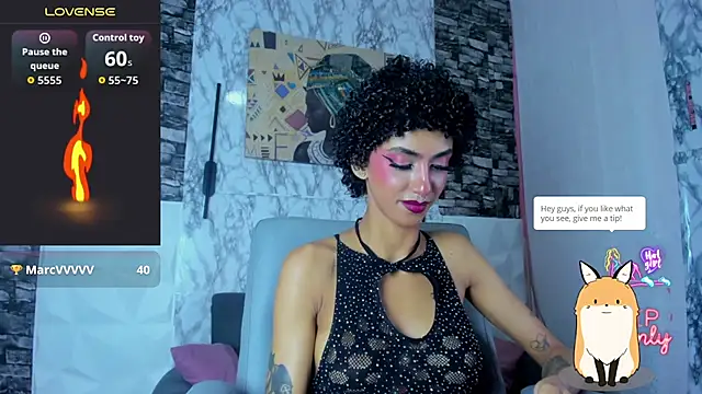 Queen_Cuarxxo webcam