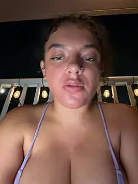 allybluee777 (F young) - Finger pussy inc BR+3 min control