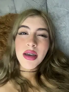 AlessiaLuxx webcam
