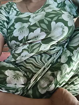 your_bhabhi69 (F milf) - Full nude