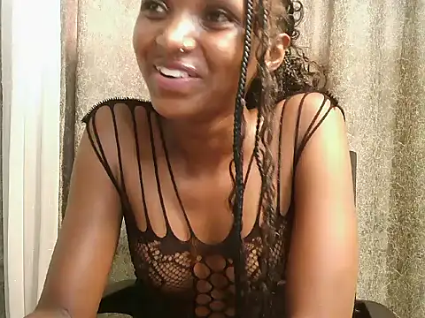 Cherrysexxi webcam