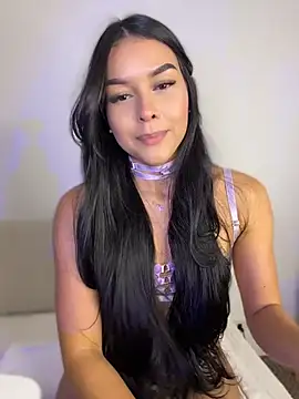 victoriaboltt (F young) - Intense masturbation close up