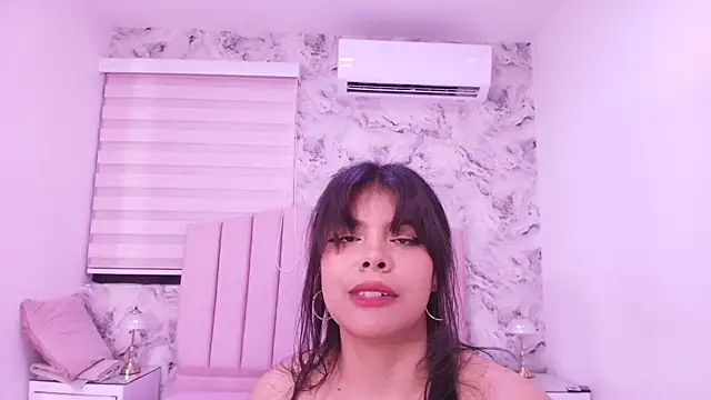 katsumi_yan live cam on StripChat