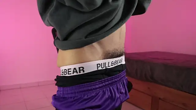 trieone - Trieone's free webcam - UK Sex Cams