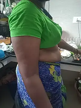 Tamil-hotwife webcam