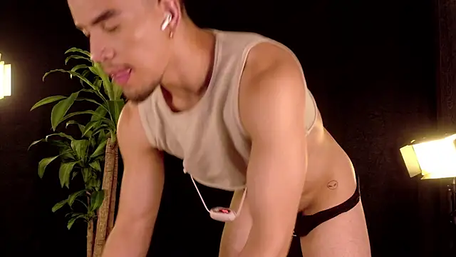 Bruno___69 webcam