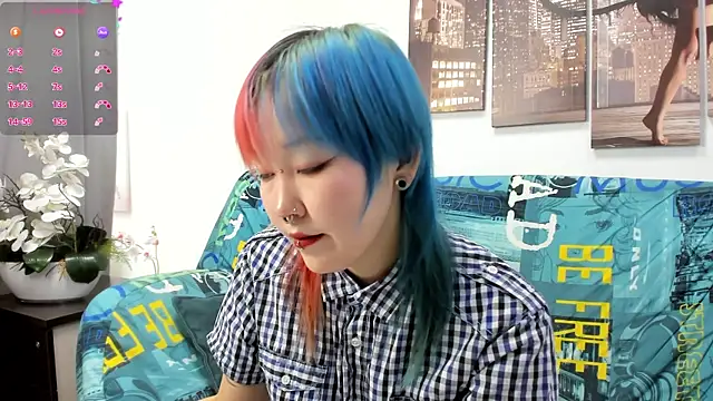 Cute__Kiko webcam