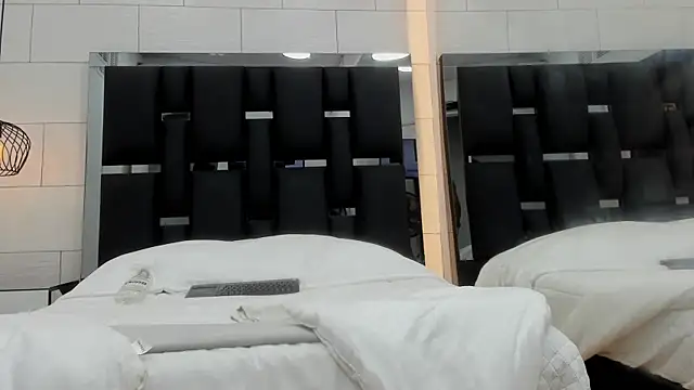 zack_dehaan webcam