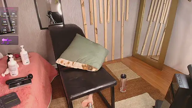 NaughtyMorenna webcam