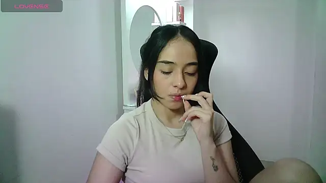 aineangeel - Aineangeel's free webcam - UK Sex Cams