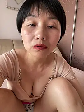yin25678 live webcam show