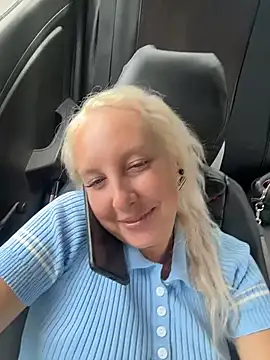 merlindave (F young) - Finger pussy /naked🥵🥵✌️🤤💦