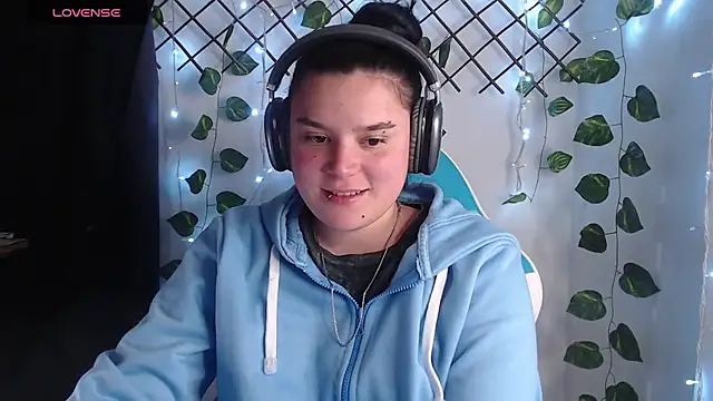 Nika_1_ webcam