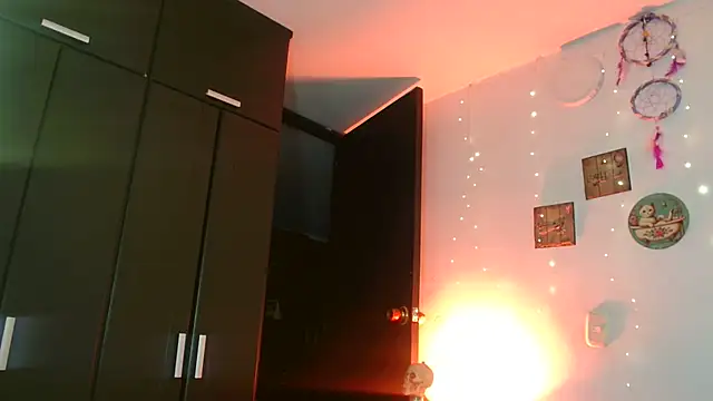 Katicalatinmilf webcam