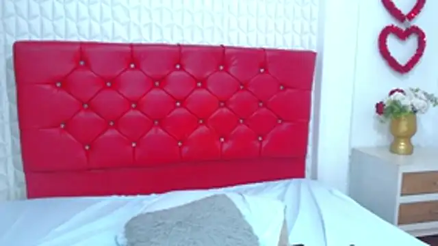 Alana_Jobs webcam