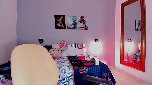 KimTaylorW webcam
