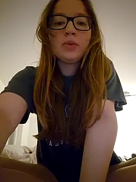 Freaky-Doll live webcam show