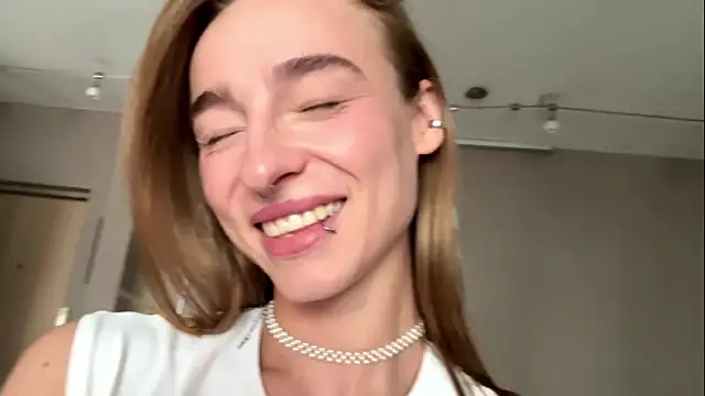 amilia-sexygirl webcam