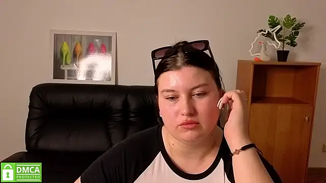 Katina_deeplou4 live cam on StripChat