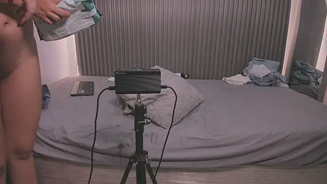 Wild_Roses live webcam show