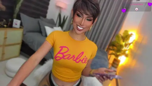 UrSluttyGoddess webcam