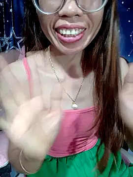 __Mai-love19__ live webcam show