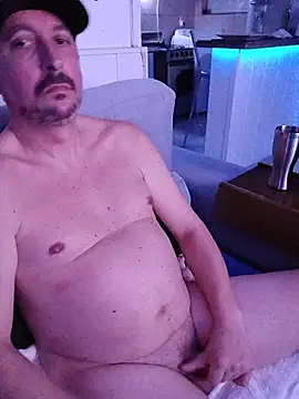 FocussedFreckle live sex cam
