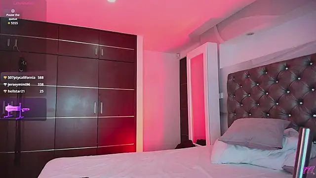 Valentiinoss live cam