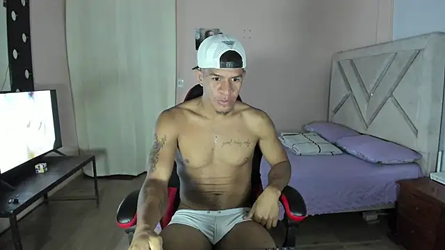 Toptony22 webcam