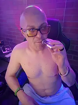 chronic_vibez live cam on StripChat