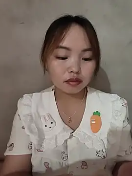 Mina_xYx webcam