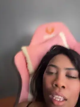MySweetPerla21 webcam