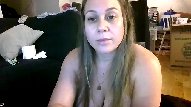 thedevinemama webcam