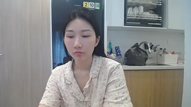 Asiagirll live cam on StripChat