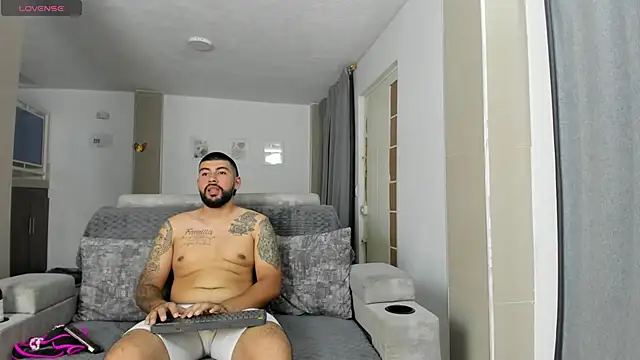 DulceRomance webcam
