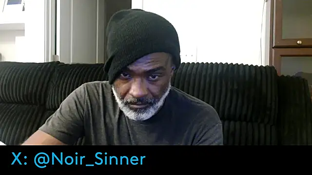 sinnernoir live cam on StripChat
