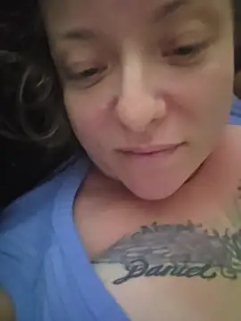 julimonroe live webcam show