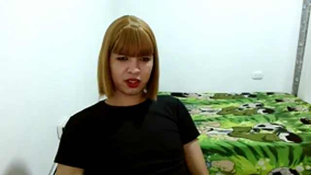 estefania224 webcam