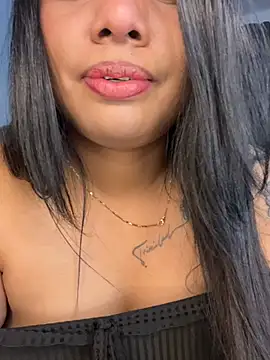 Rashell1_Queen webcam