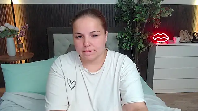 crazyy_girl_ (F young) - undress me