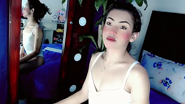 NathalialLooes live cam