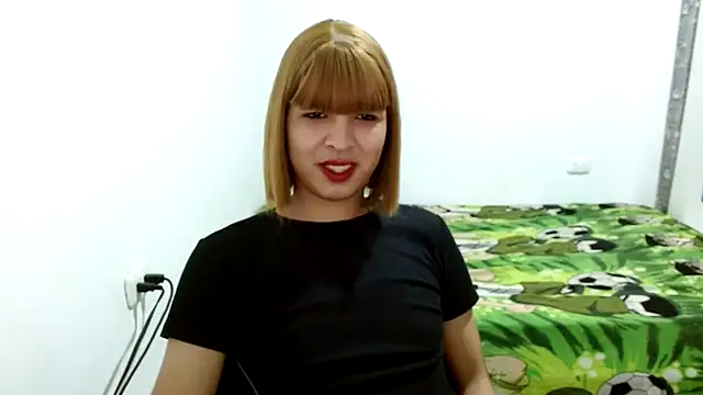 estefania224 webcam