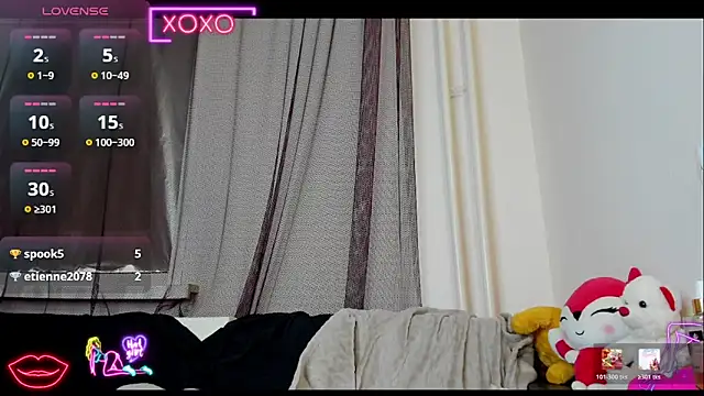 Milana_Lovee webcam