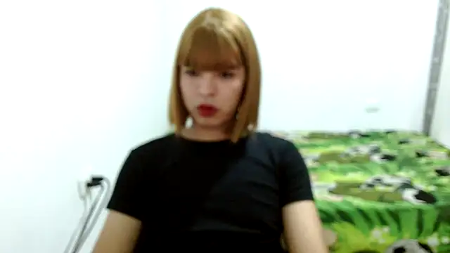 estefania224 webcam